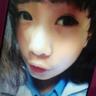女子万达广场坠楼商户称人当场没了